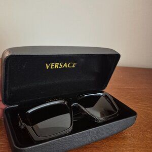 Versace Sunglasses – Never Worn | UV Protected